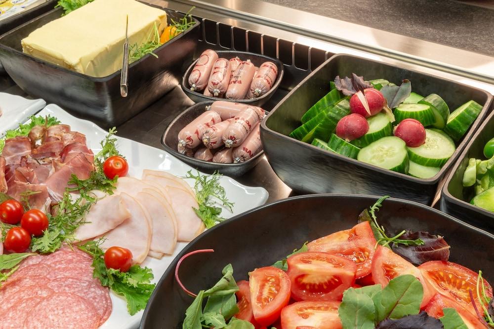 - The Niu, Dairy Haarlem
